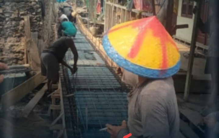 Jalan Kampung Nelayan di Pesisir Bandarlampung Mulai Dibeton