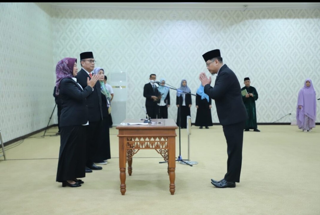 Rektor Unila Lantik Pejabat Baru dan Sampaikan Harapan untuk Pengembangan FMIPA