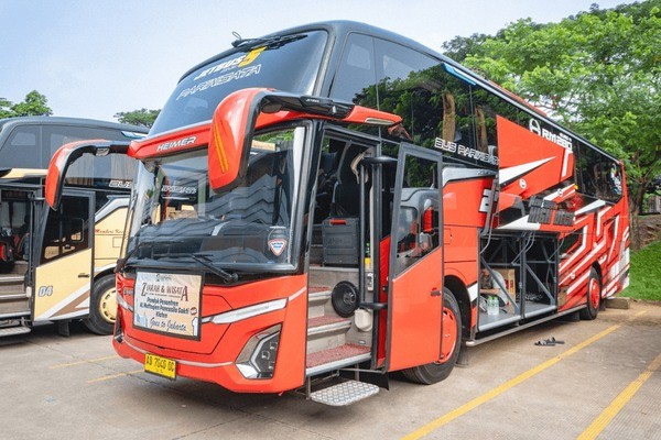 Tips Memilih Bus Pariwisata di Jakarta untuk Event Eksklusif