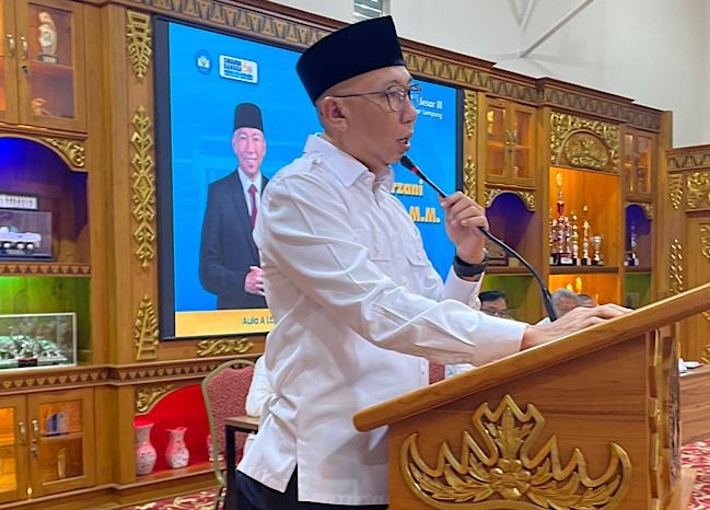 Gubernur Rahmat Mirzani Djausal Ketua Umum IKA SMAN 2 Bandar Lampung