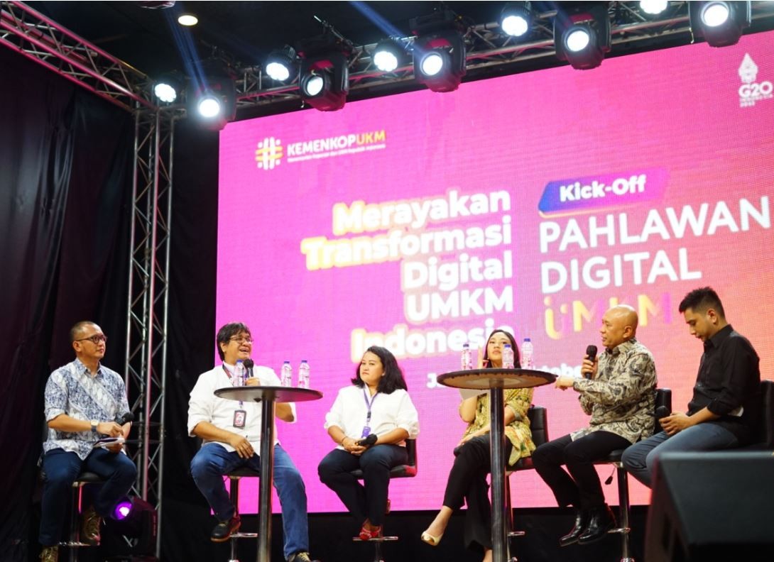 Akselerasikan Lebih Banyak UMKM Go Digital, Telkomsel Dukung Perhelatan “Pahlawan Digital UMKM 2022”