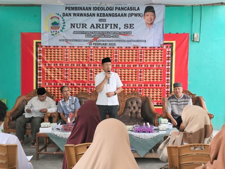 Dihadiri Ratusan Masyarakat, Anggota DPRD Lampung Selatan Gelar Pembinaan IPWK
