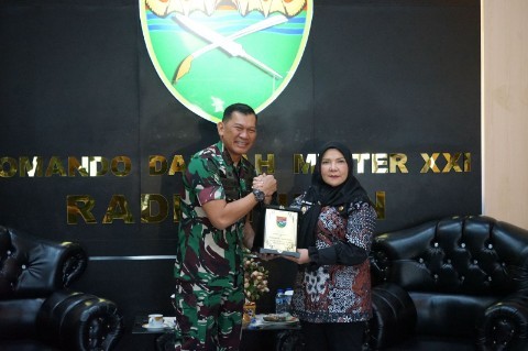 Walikota Bandar Lampung Kunjungi Kodam XXI Raden Inten, Perkuat Sinergi Pemerintah dan TNI