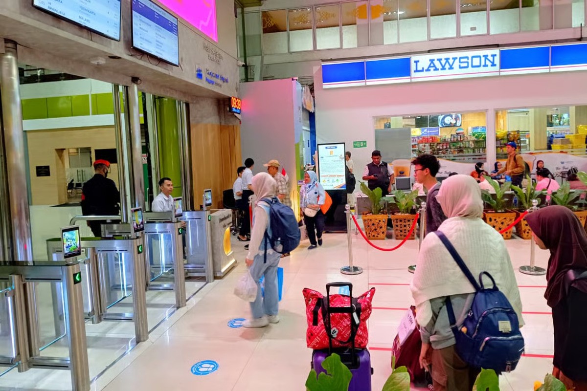 Nataru 2025/2026: KAI Daop 1 Jakarta Siapkan Lebih Dari 909 Ribu Tempat Duduk, Penjualan Terus Naik