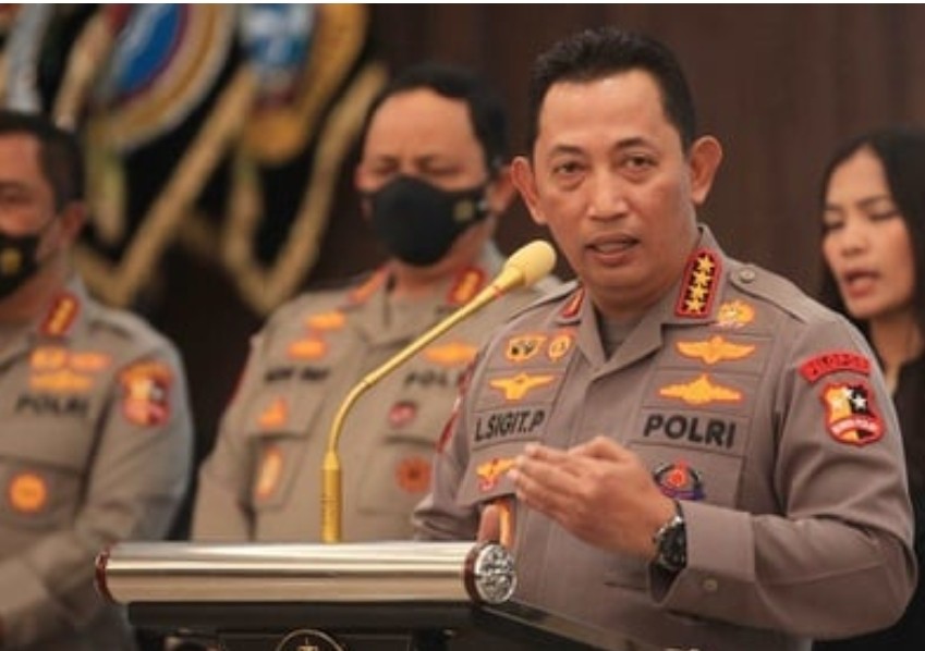 Listyo Sigit Prabowo Mutasi 704 Personel Polri