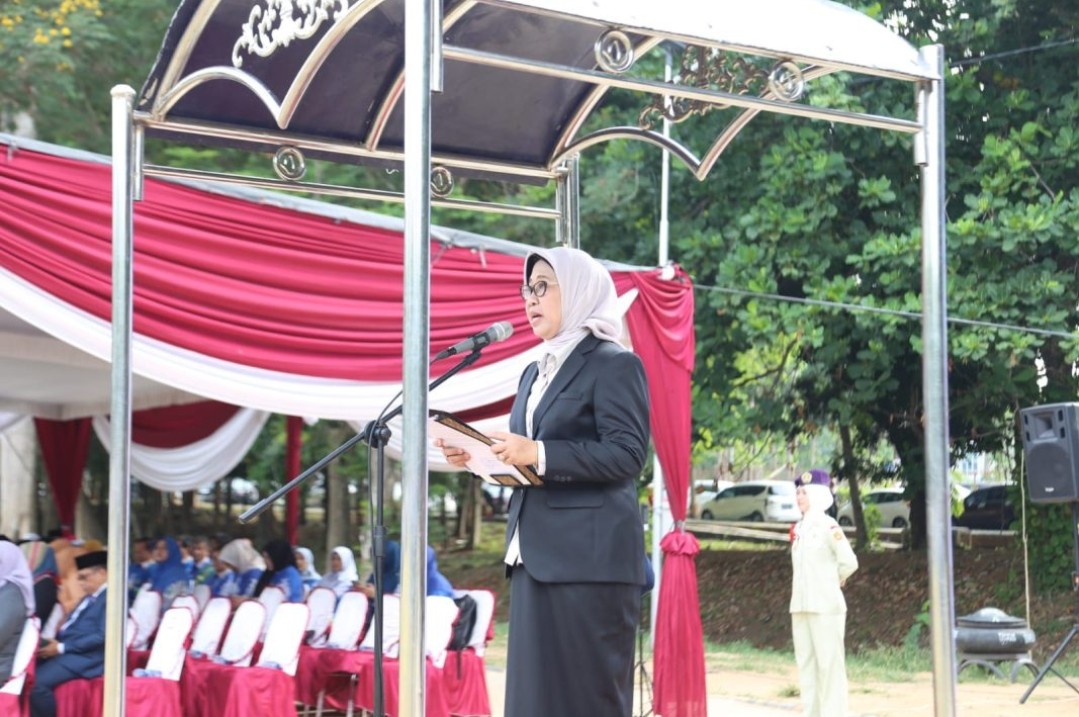 Sivitas Akademika Unila Upacara Peringati Hari Pahlawan