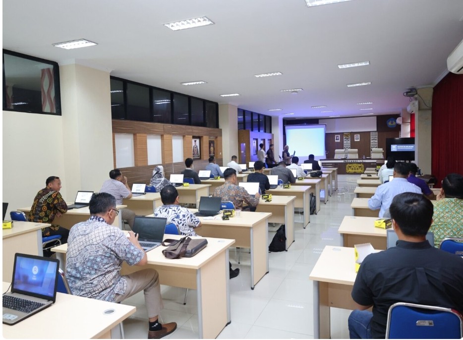 Unila Fasilitasi Uji Kelayakan Direksi BUMD Lampung 25 Peserta Ikuti Seleksi