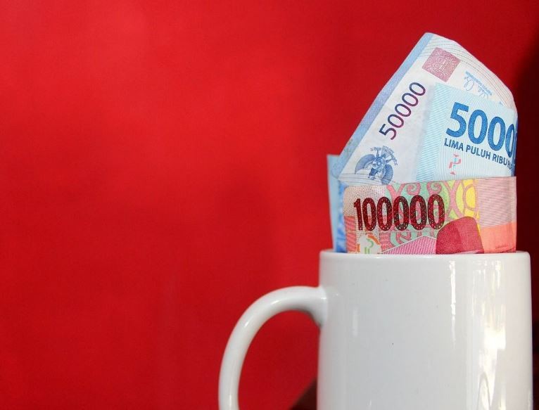 Pemkab pesawaran gelontorkan anggaran sebesar Rp21 miliar untuk membayarkan THR ASN