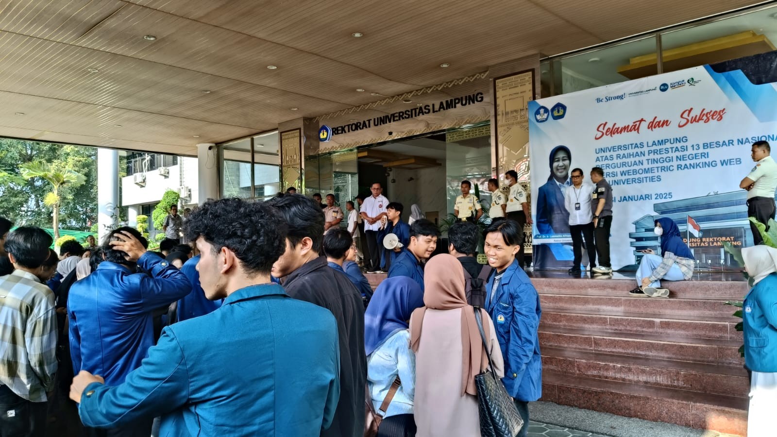 Mahasiswa FEB Unila Gelar UNRAS Pasca Meninggalnya Pratama Wijaya